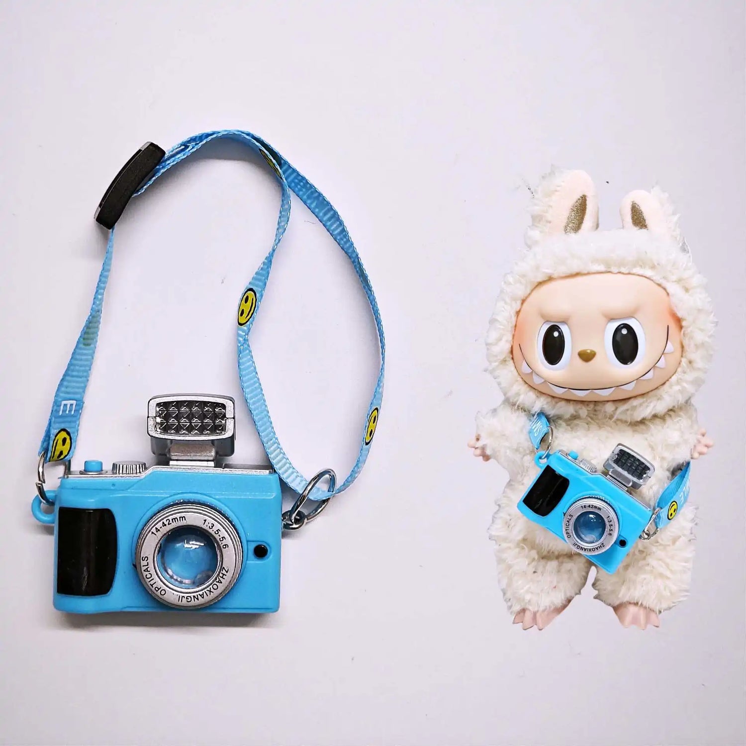 VERTRIX INNOVATIONS Labubu Doll Digital Camera & Mini Accessories